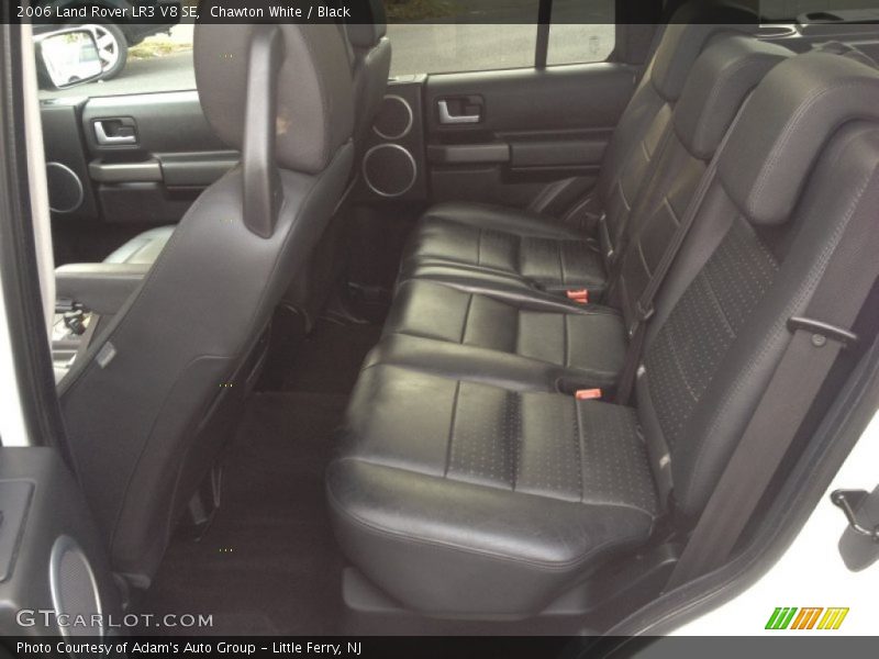 Chawton White / Black 2006 Land Rover LR3 V8 SE