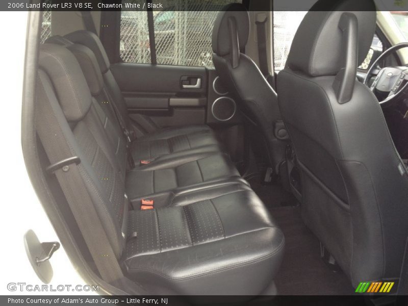 Chawton White / Black 2006 Land Rover LR3 V8 SE