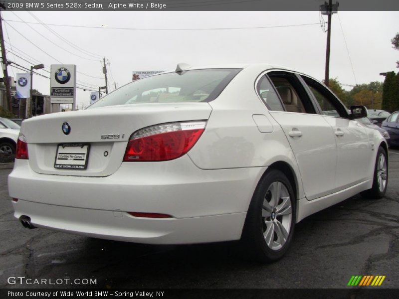 Alpine White / Beige 2009 BMW 5 Series 528xi Sedan