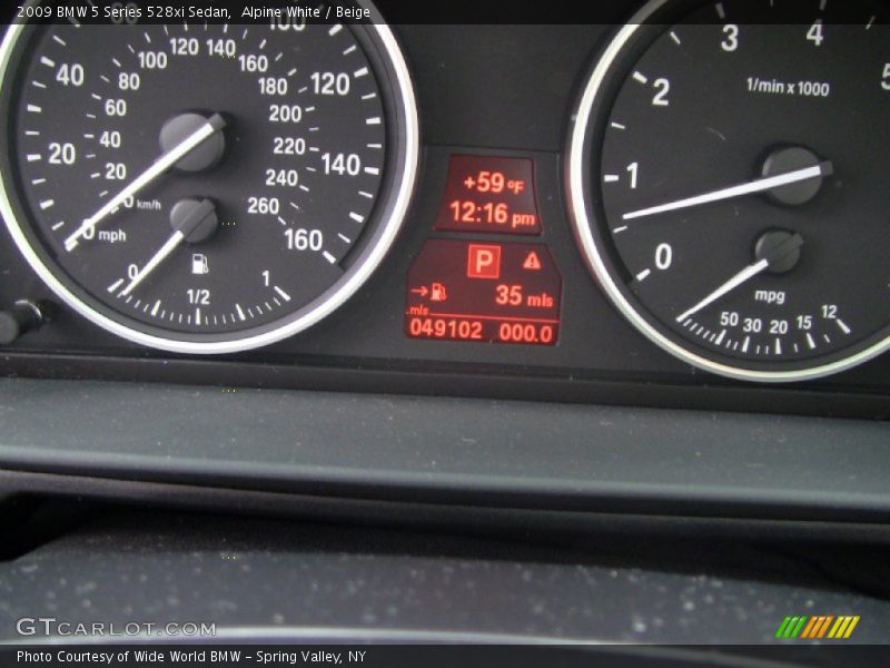 Alpine White / Beige 2009 BMW 5 Series 528xi Sedan
