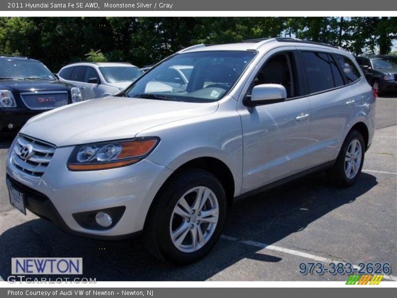 Moonstone Silver / Gray 2011 Hyundai Santa Fe SE AWD
