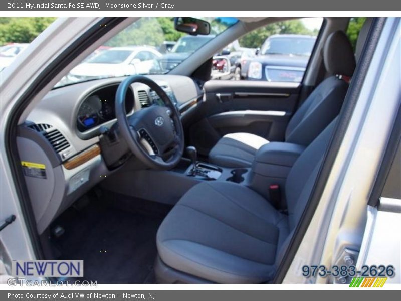 Moonstone Silver / Gray 2011 Hyundai Santa Fe SE AWD