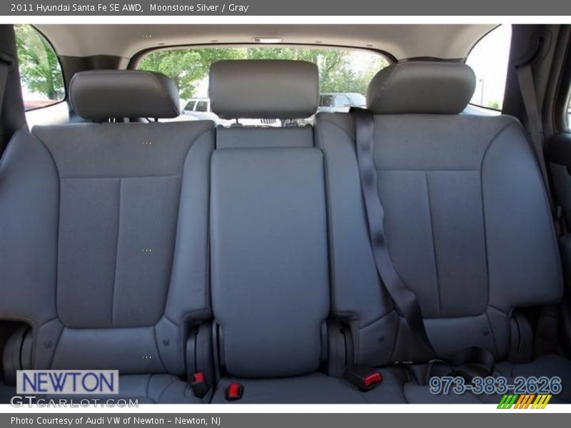 Moonstone Silver / Gray 2011 Hyundai Santa Fe SE AWD