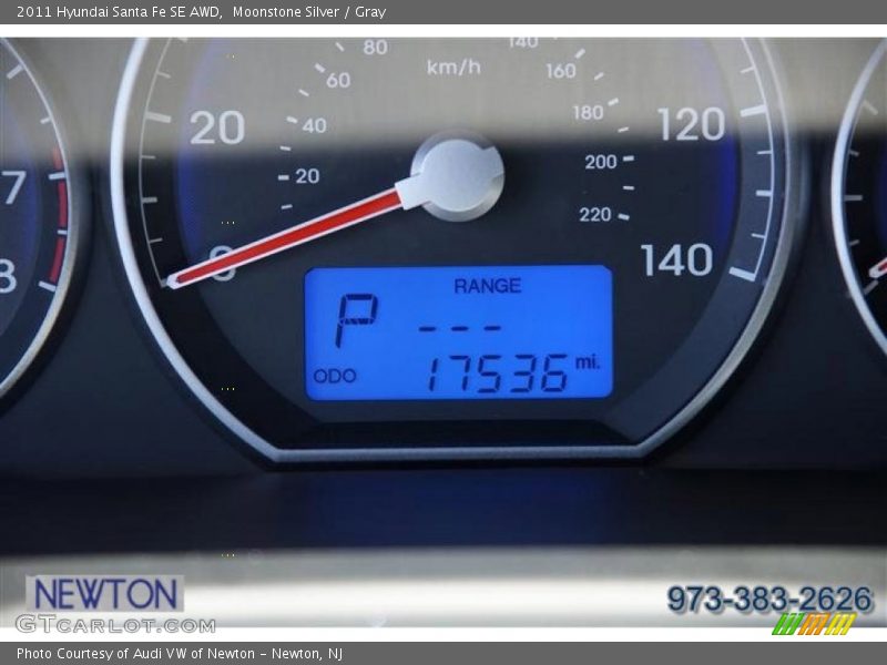 Moonstone Silver / Gray 2011 Hyundai Santa Fe SE AWD