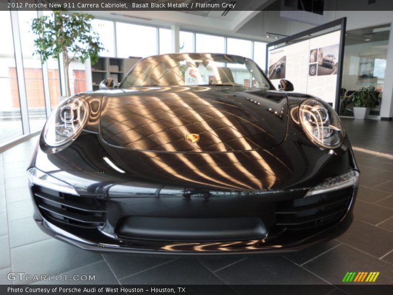 Basalt Black Metallic / Platinum Grey 2012 Porsche New 911 Carrera Cabriolet