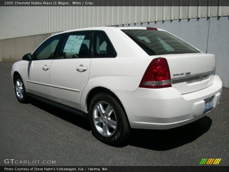 White / Gray 2005 Chevrolet Malibu Maxx LS Wagon