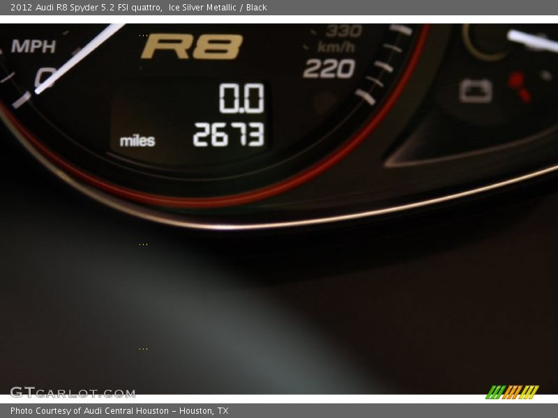 Ice Silver Metallic / Black 2012 Audi R8 Spyder 5.2 FSI quattro