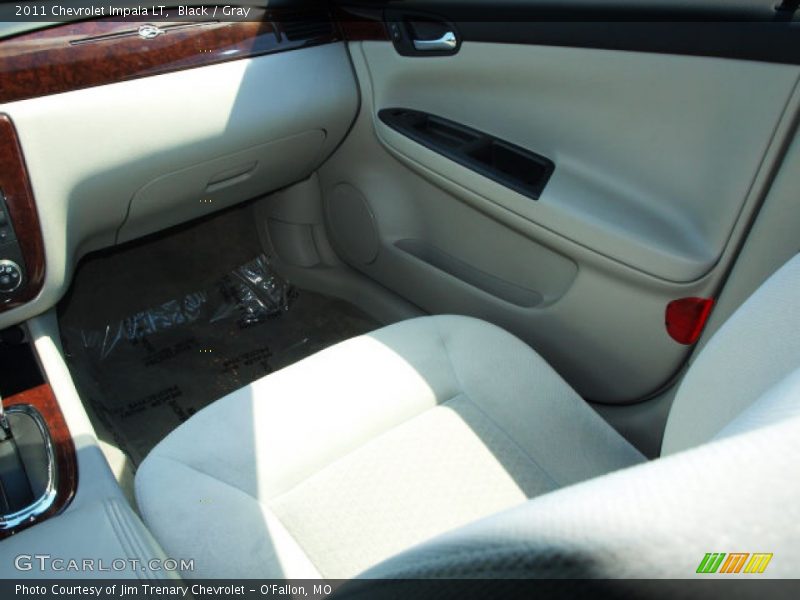 Black / Gray 2011 Chevrolet Impala LT