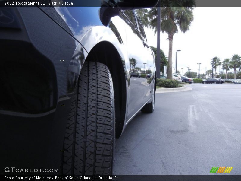 Black / Bisque 2012 Toyota Sienna LE