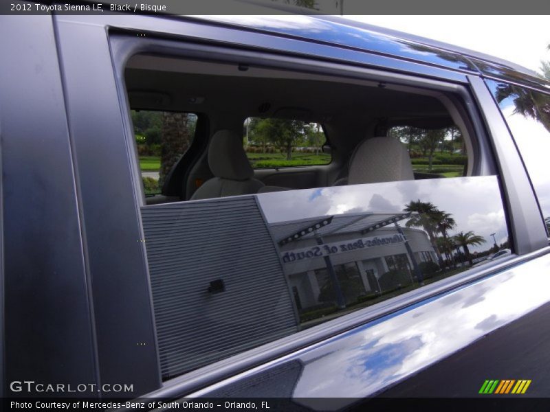 Black / Bisque 2012 Toyota Sienna LE