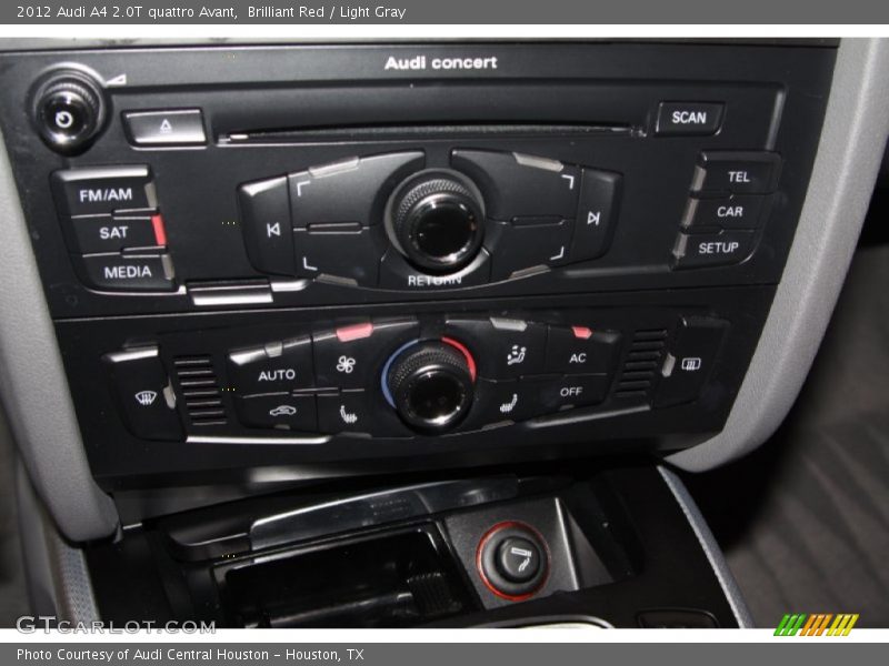 Controls of 2012 A4 2.0T quattro Avant