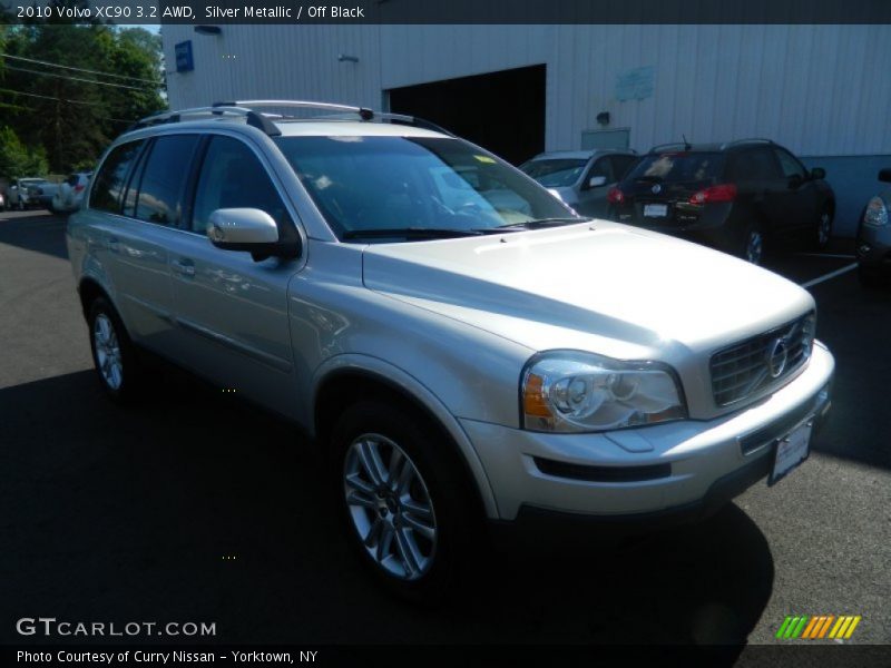 Silver Metallic / Off Black 2010 Volvo XC90 3.2 AWD