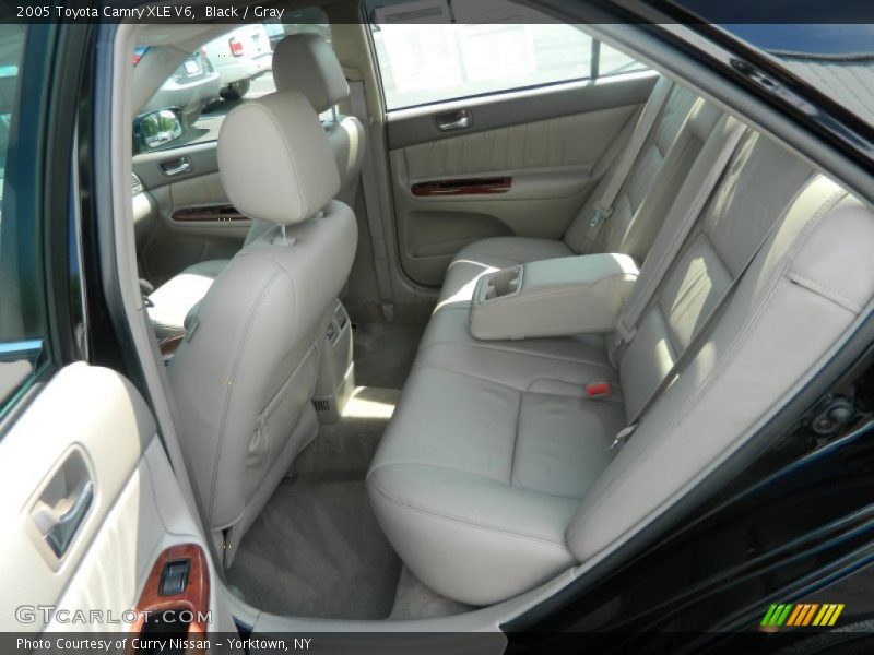 Black / Gray 2005 Toyota Camry XLE V6