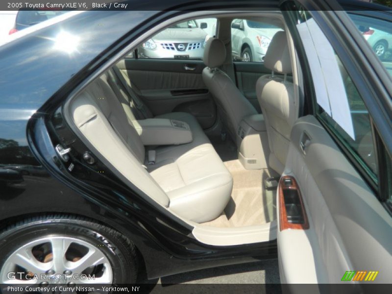 Black / Gray 2005 Toyota Camry XLE V6