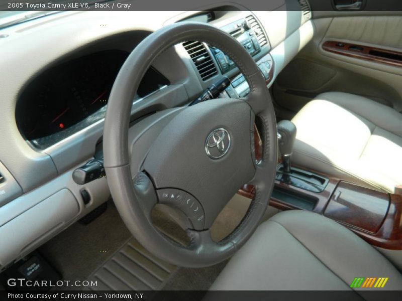 Black / Gray 2005 Toyota Camry XLE V6