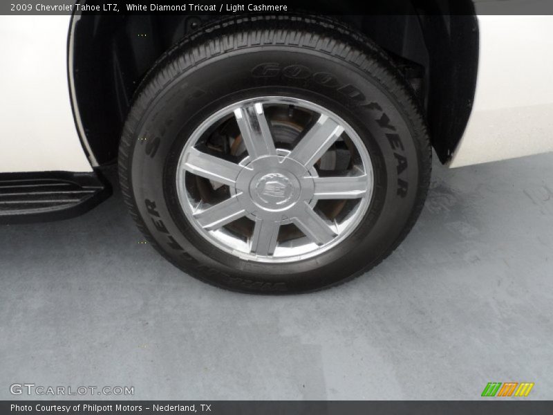 White Diamond Tricoat / Light Cashmere 2009 Chevrolet Tahoe LTZ