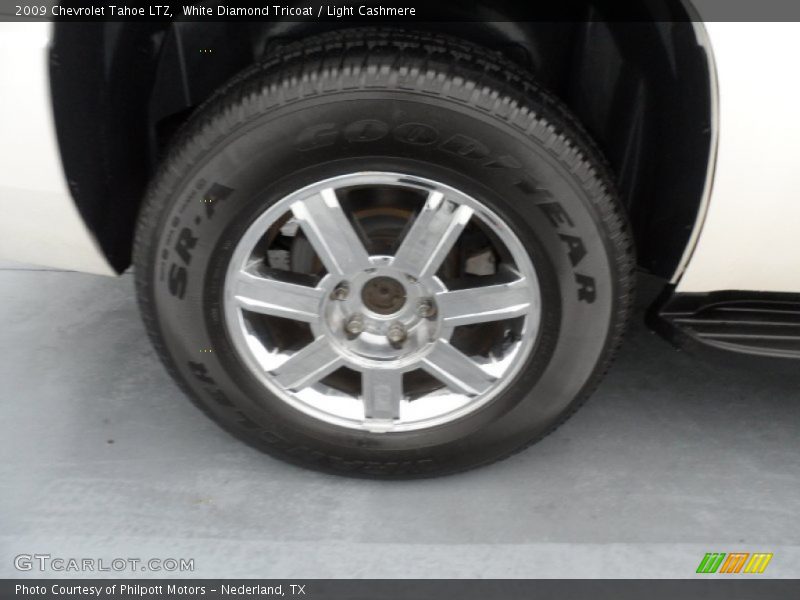 White Diamond Tricoat / Light Cashmere 2009 Chevrolet Tahoe LTZ
