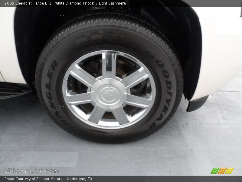 White Diamond Tricoat / Light Cashmere 2009 Chevrolet Tahoe LTZ