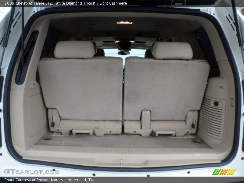 White Diamond Tricoat / Light Cashmere 2009 Chevrolet Tahoe LTZ