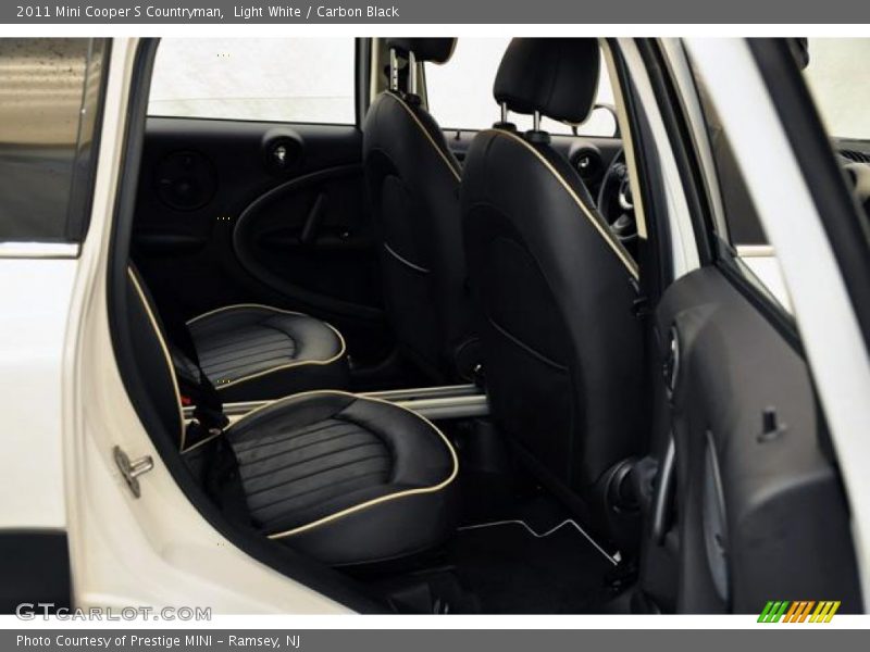 Light White / Carbon Black 2011 Mini Cooper S Countryman