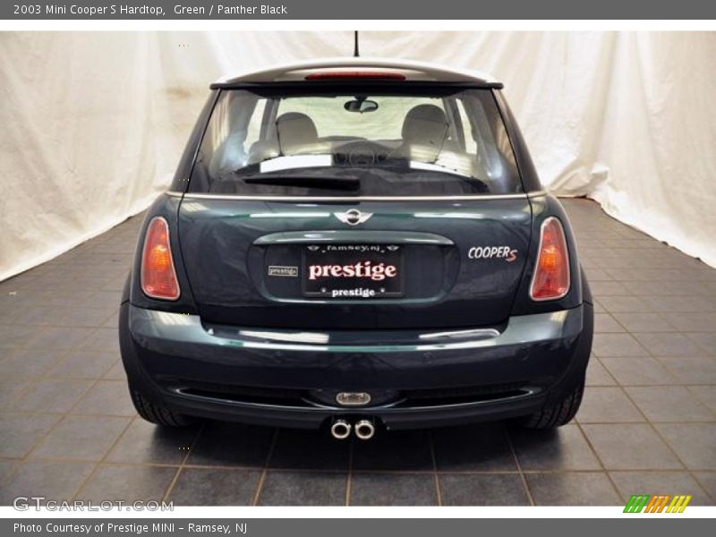 Green / Panther Black 2003 Mini Cooper S Hardtop