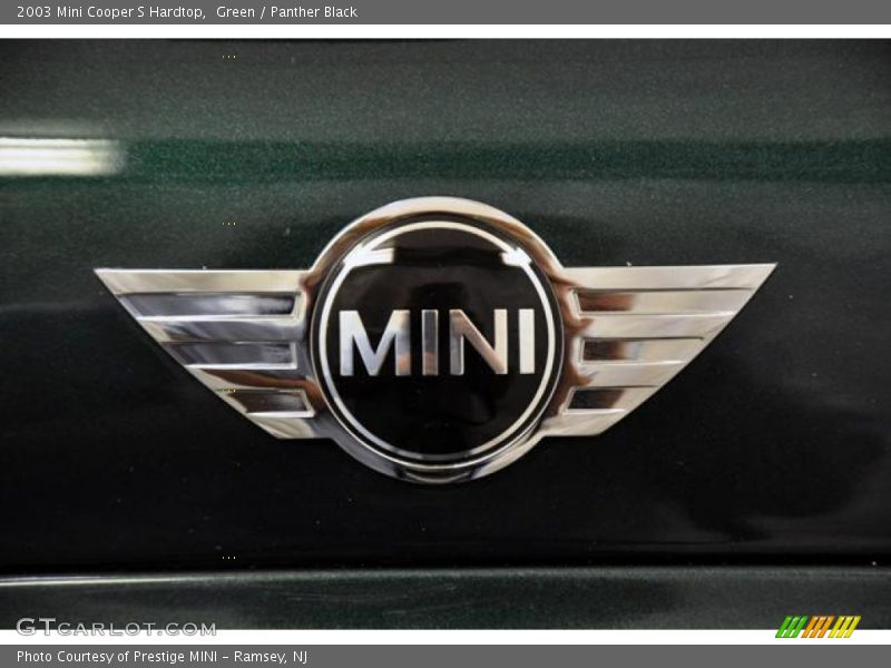 Green / Panther Black 2003 Mini Cooper S Hardtop