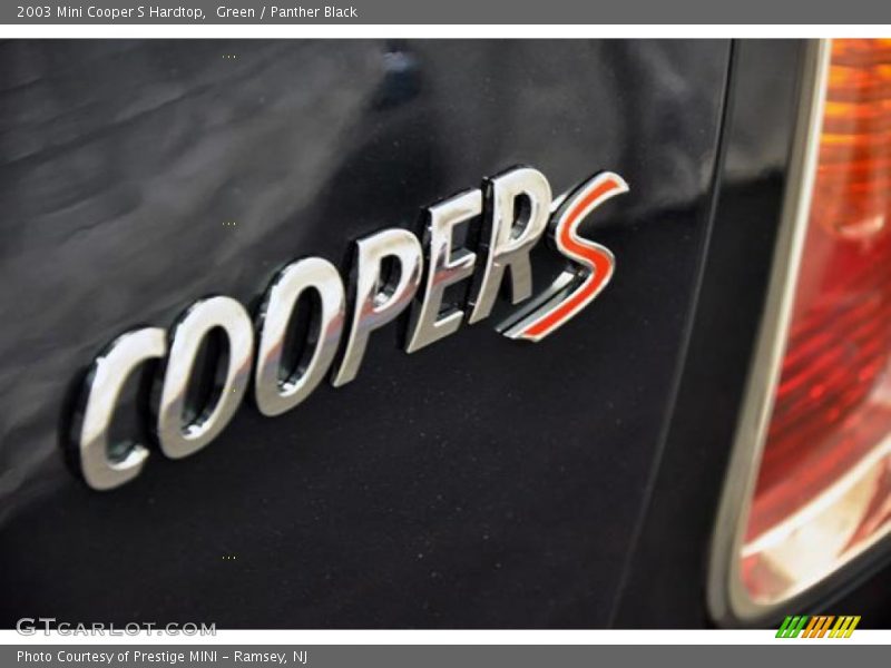 Green / Panther Black 2003 Mini Cooper S Hardtop