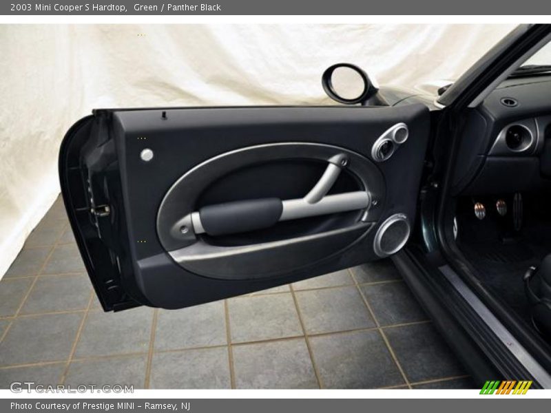 Green / Panther Black 2003 Mini Cooper S Hardtop