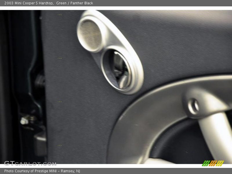 Green / Panther Black 2003 Mini Cooper S Hardtop