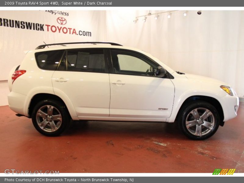 Super White / Dark Charcoal 2009 Toyota RAV4 Sport 4WD