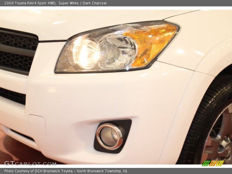 Super White / Dark Charcoal 2009 Toyota RAV4 Sport 4WD