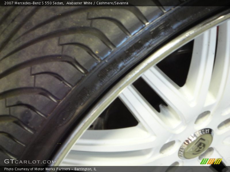 Alabaster White / Cashmere/Savanna 2007 Mercedes-Benz S 550 Sedan
