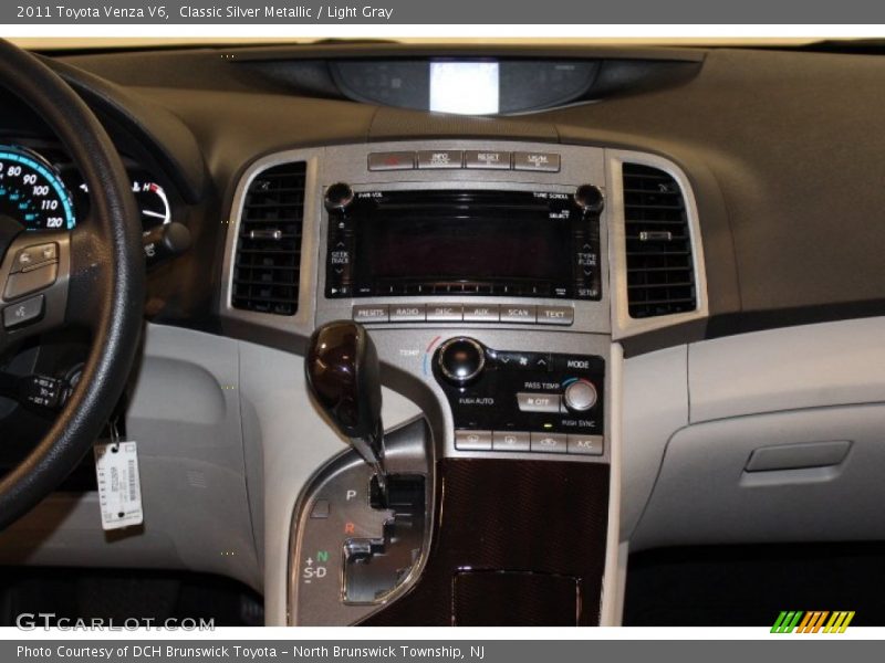 Classic Silver Metallic / Light Gray 2011 Toyota Venza V6