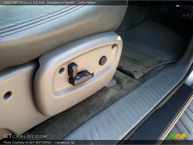 Sandalwood Metallic / Dark Pewter 2002 GMC Envoy XL SLE 4x4