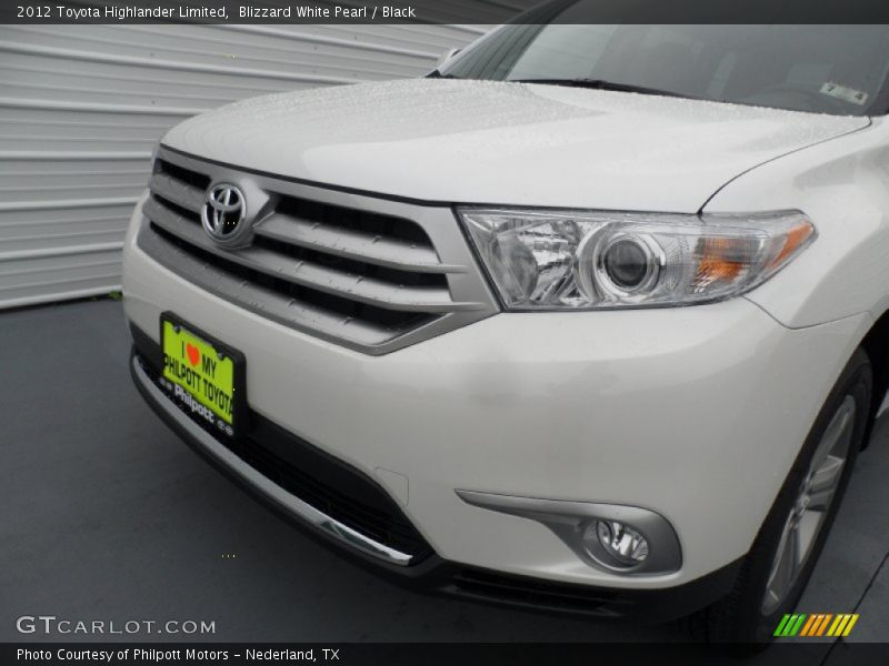 Blizzard White Pearl / Black 2012 Toyota Highlander Limited