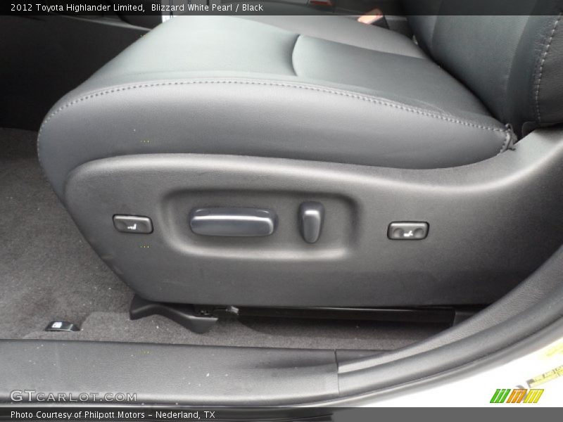 Blizzard White Pearl / Black 2012 Toyota Highlander Limited