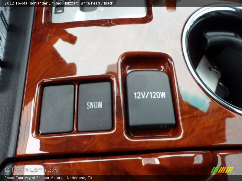 Blizzard White Pearl / Black 2012 Toyota Highlander Limited