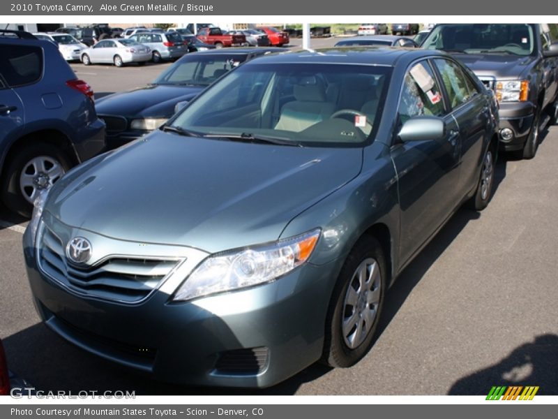 Aloe Green Metallic / Bisque 2010 Toyota Camry