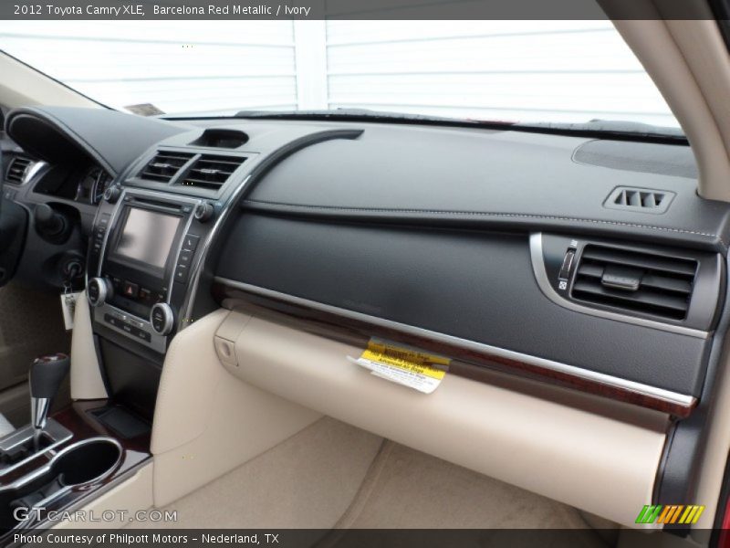 Barcelona Red Metallic / Ivory 2012 Toyota Camry XLE