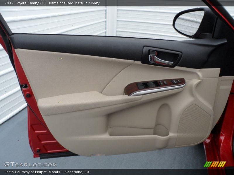 Barcelona Red Metallic / Ivory 2012 Toyota Camry XLE