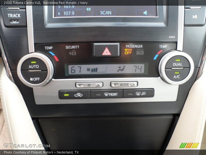 Barcelona Red Metallic / Ivory 2012 Toyota Camry XLE