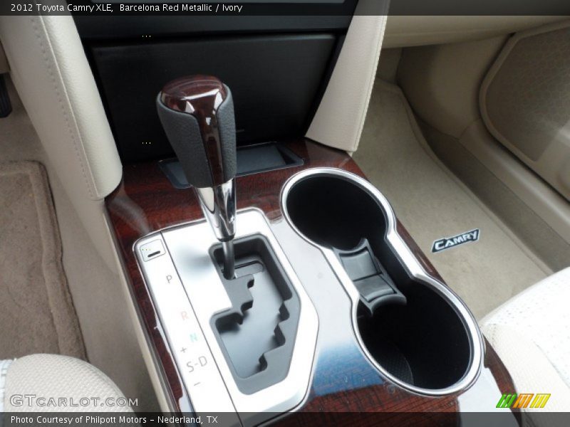 Barcelona Red Metallic / Ivory 2012 Toyota Camry XLE