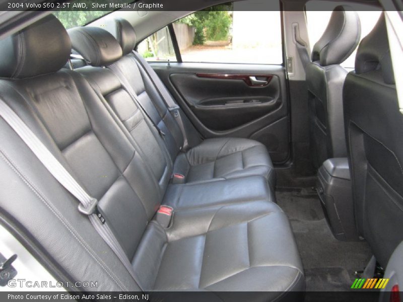 Silver Metallic / Graphite 2004 Volvo S60 2.5T AWD