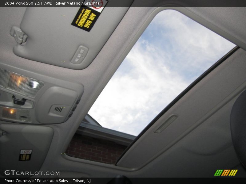 Silver Metallic / Graphite 2004 Volvo S60 2.5T AWD