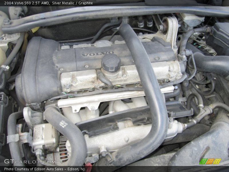 Silver Metallic / Graphite 2004 Volvo S60 2.5T AWD