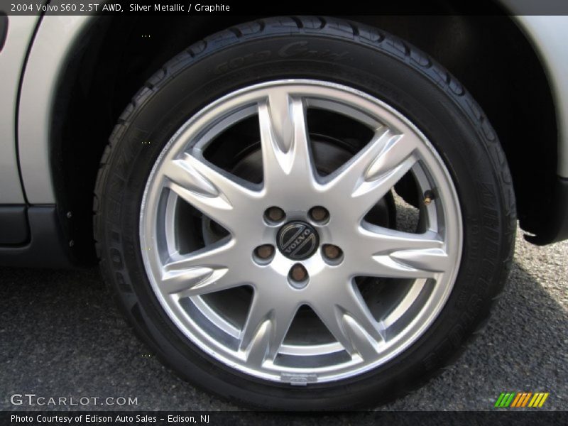 Silver Metallic / Graphite 2004 Volvo S60 2.5T AWD