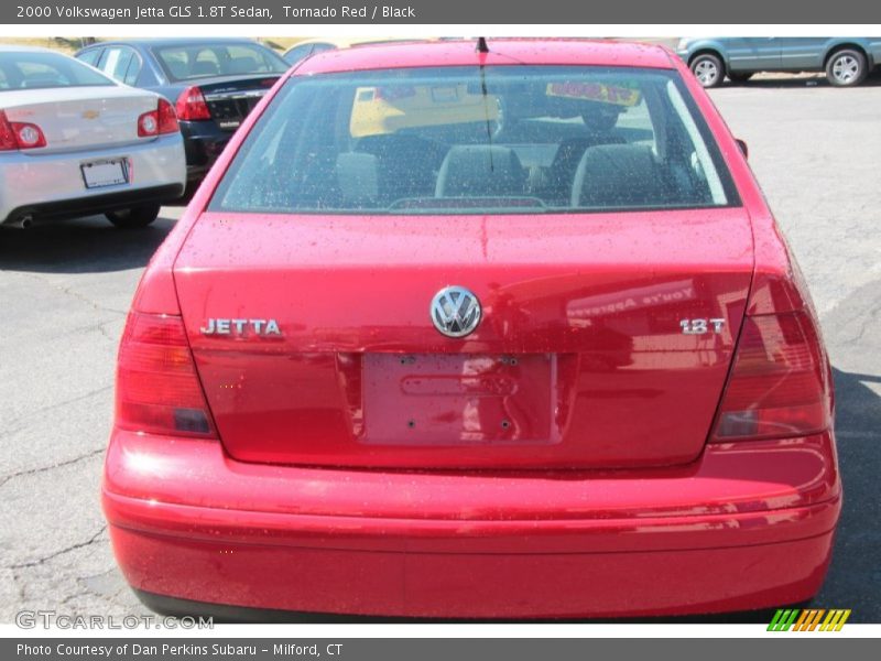 Tornado Red / Black 2000 Volkswagen Jetta GLS 1.8T Sedan