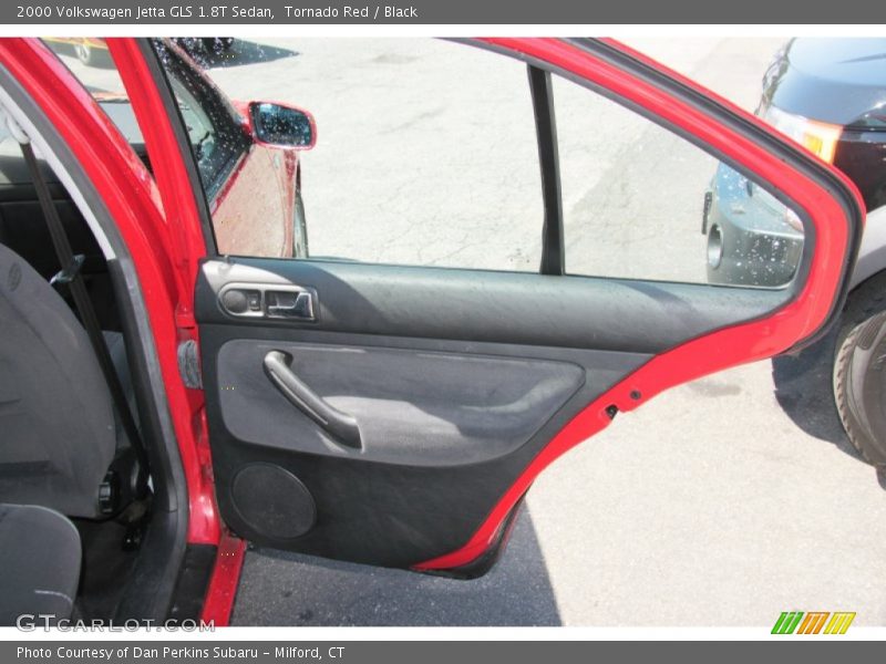 Tornado Red / Black 2000 Volkswagen Jetta GLS 1.8T Sedan