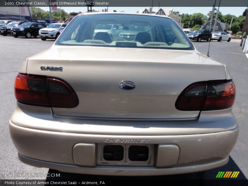 Light Driftwood Metallic / Neutral 2005 Chevrolet Classic