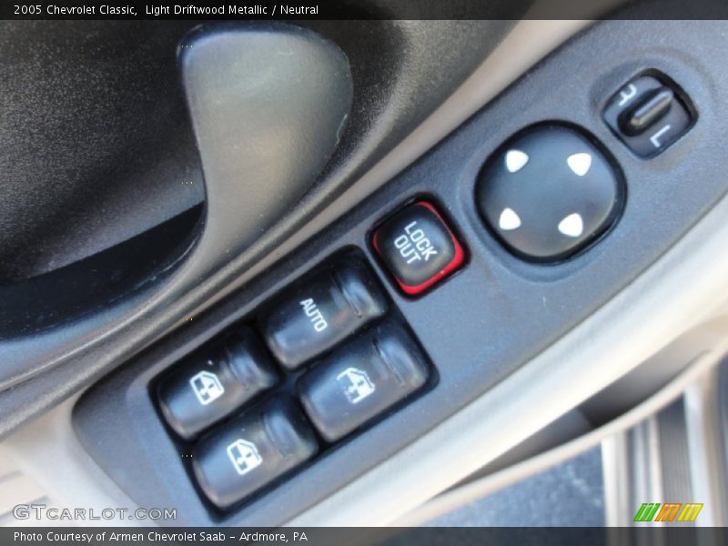 Light Driftwood Metallic / Neutral 2005 Chevrolet Classic